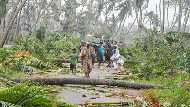 ঘূর্ণিঝড় ফণীর আঘাতে ভরতের উড়িষ্যায় নিহত-৪ bissobarta.com