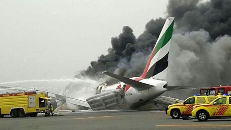 দুবাই একটি বিমান বিধ্বস্ত : পাইলটসহ ৪ যাত্রী নিহত bissobarta.com