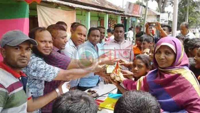 বঙ্গবন্ধু ফুটবলে করিমপুর ও বঙ্গমাতা ফুটবলে কুমড়া কাপন সরকারি প্রাথমিক বিদ্যালয় চ্যাম্পিয়ন