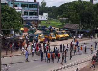 গরুর মাংসে হাড় বেশি দেওয়ায় সংঘর্ষে জড়িত দুই গ্রাম গরুর মাংসে হাড় বেশি দেওয়ায় সংঘর্ষে জড়িত দুই গ্রাম