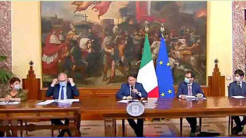 ইতালিতে পাঁচলাখ অবৈধ অভিবাসী বৈধতা পেতে যাচ্ছেন ইতালিতে পাঁচলাখ অবৈধ অভিবাসী বৈধতা পেতে যাচ্ছেন