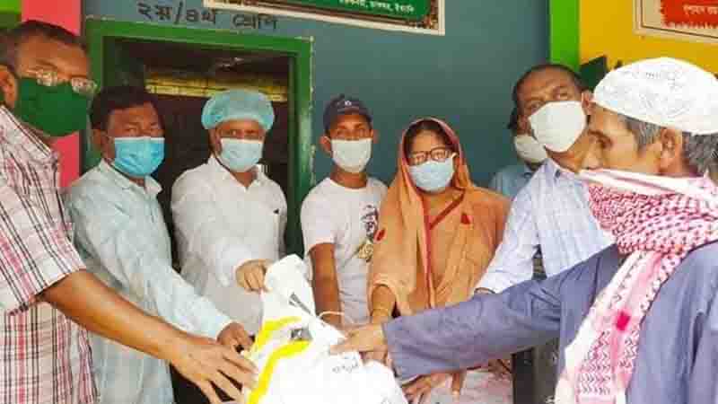 কমলগঞ্জে মুসলিম মনিপুরী শতাধিক পরিবারে জেলা প্রশাসকের খাদ্য সামগ্রী বিতরন কমলগঞ্জে মুসলিম মনিপুরী শতাধিক পরিবারে জেলা প্রশাসকের খাদ্য সামগ্রী বিতরন