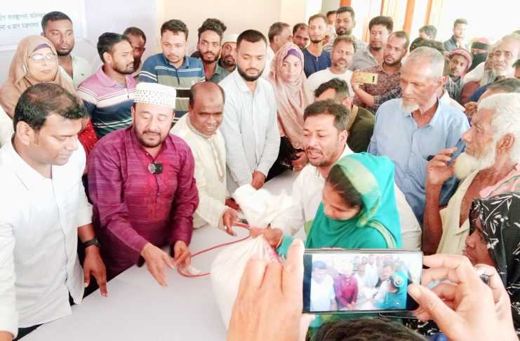 কমলগঞ্জের ৯টি ইউনিয়নে মোট ৮ হাজার ৯৯৮ জনকে ভিজিএফ এর চাল বিতরণ